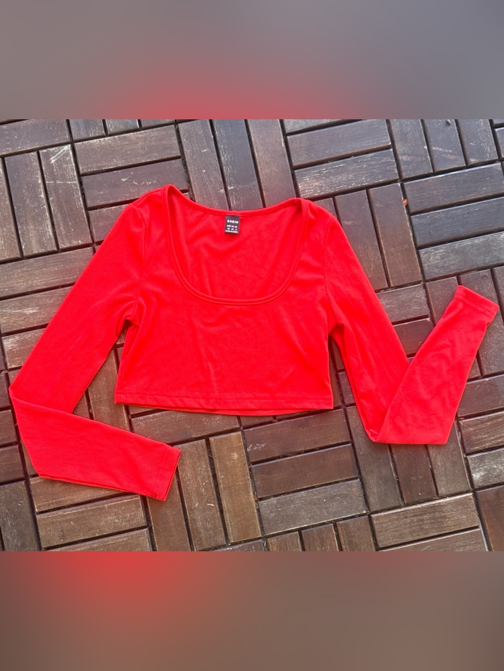 ✨Like New✨ SHEIN Red Ribbed Long Sleeve Crop Top